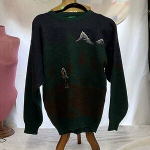 Canda Dark Green and Black Mountain Scene Crewneck Sweater
